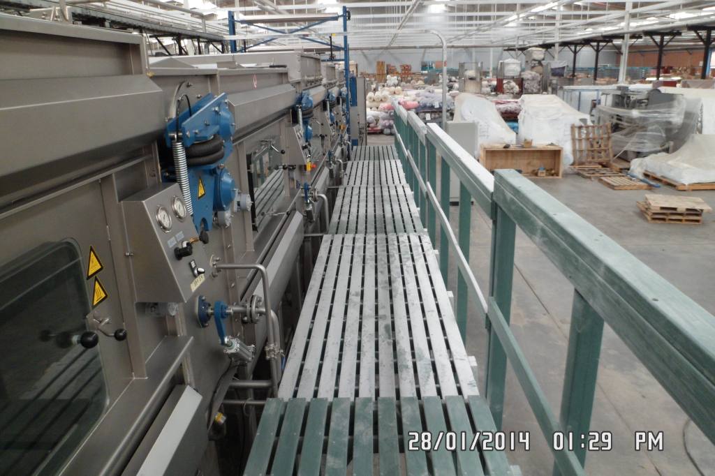 ESTRUCTURAS-PLASTICAS-Y-PASARELAS-PLASTICAS-PARA-CONTROL-DE-MAQUINAS2