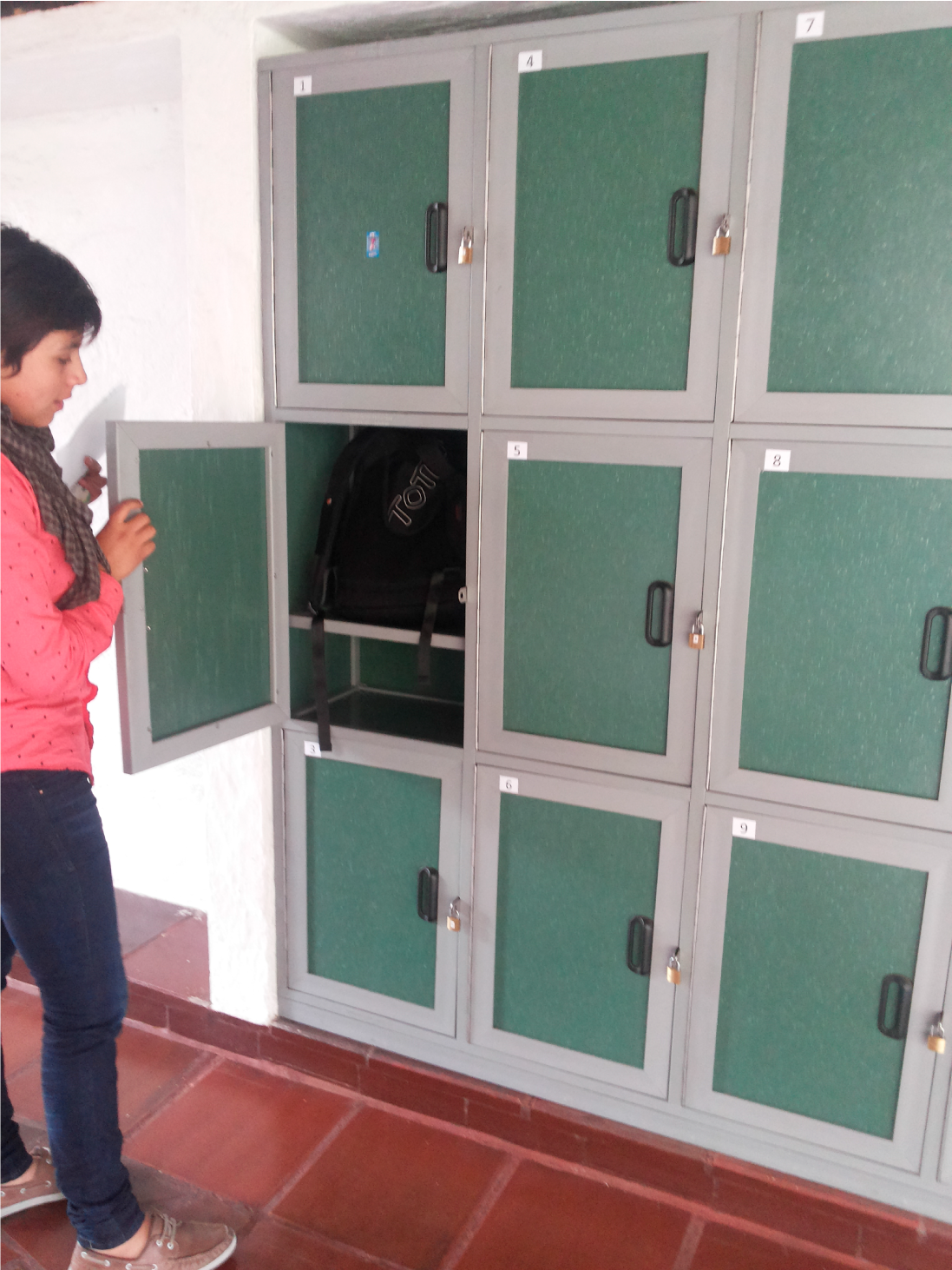 LOCKER-PLASTICO-CASILLERO-PLASTICO2