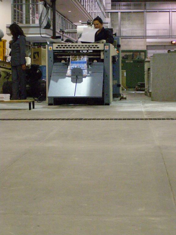 piso-plastico-antiacidos-industrial-y-antideslizante1